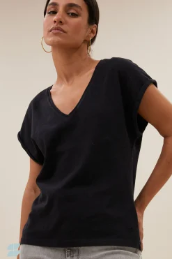 By bar momi logo top | jet black^ Tops & Shirts